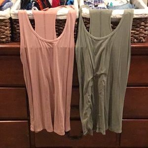 Mossimo tank lot sz M
